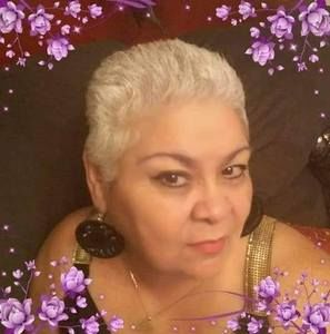 Meet your Posher, Noelia